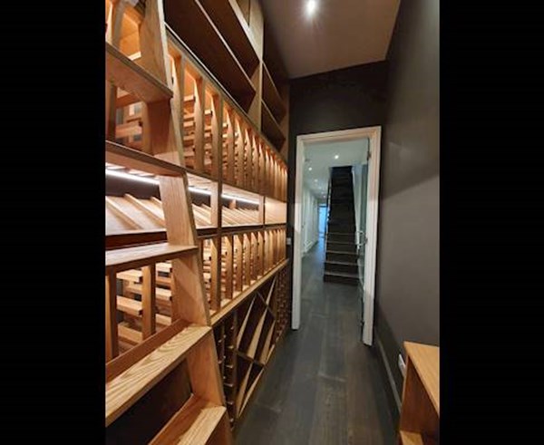 Costa-Decoration-Basement-Home-Oak-Wine-Cellar.jpg (1)