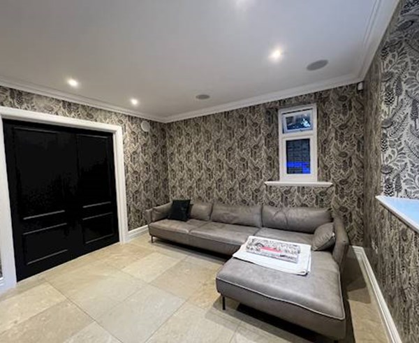 Costa-Decoration-Livingroom-Wallpaper-Abigail-Borg.jpg (4)
